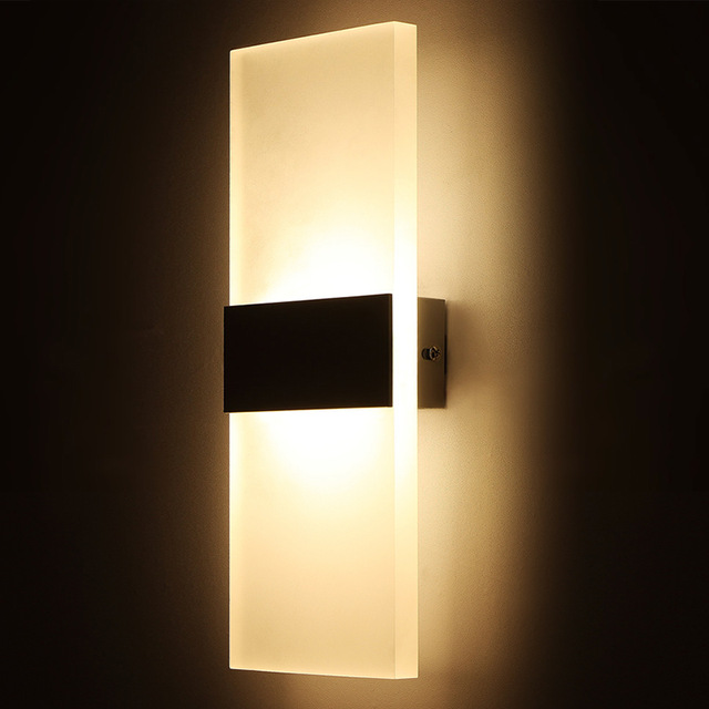 lampy ścienne do sypialni